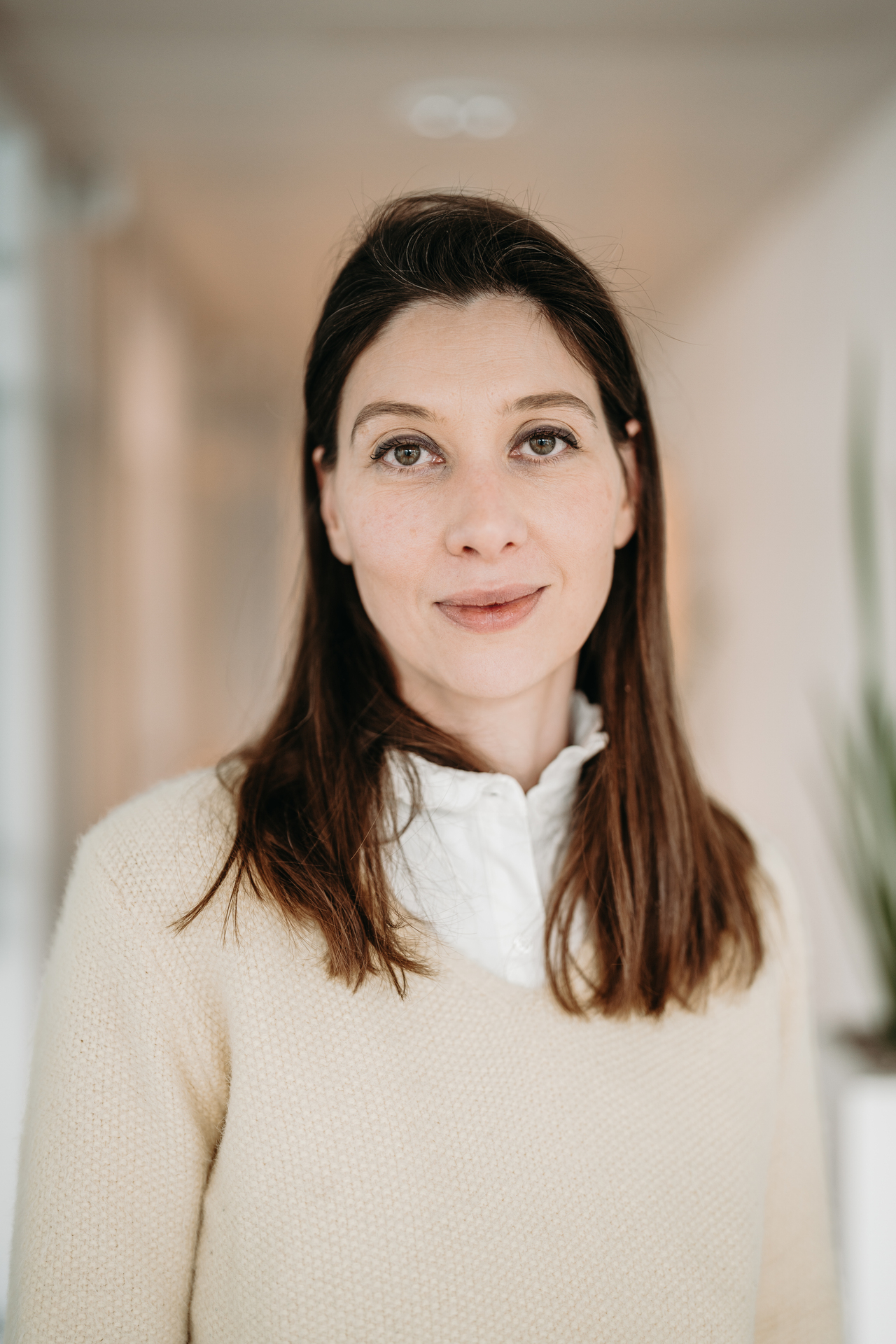 Stéphanie ALVES-SCHULDT