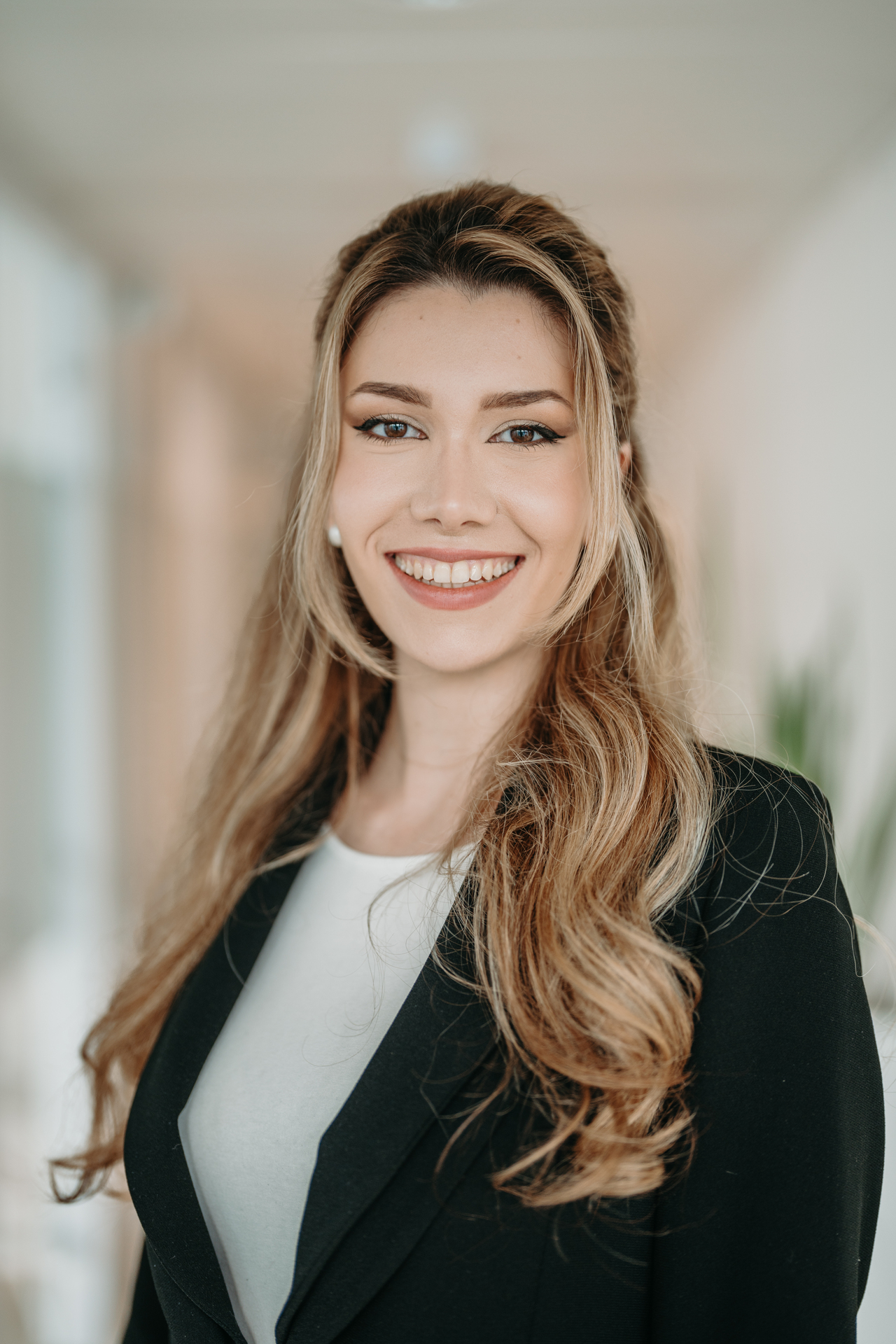 Yvonne GOETTLER